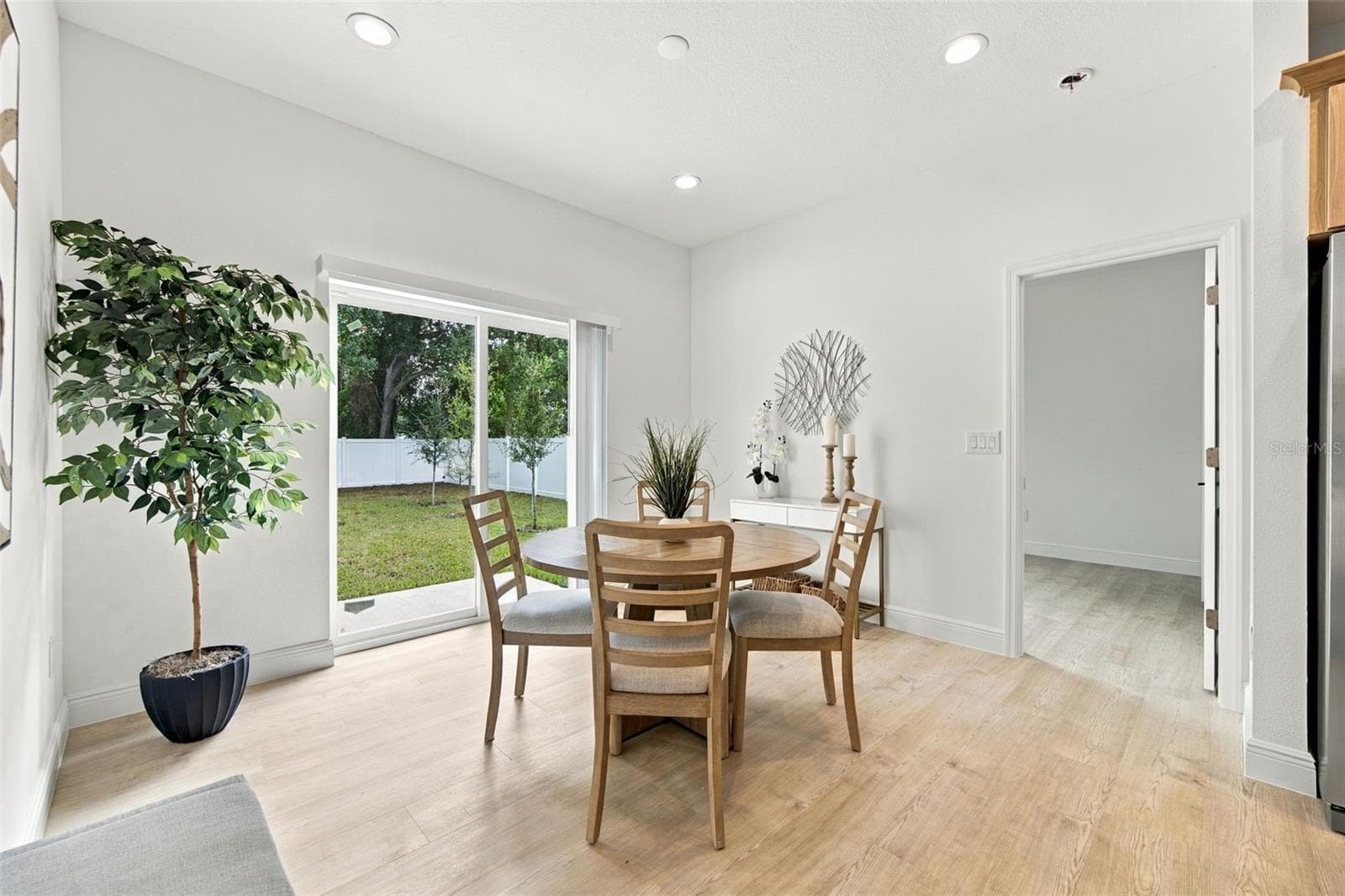 Single Family Residence at 3701 E IDA ST, TAMPA, photo 12 of 24