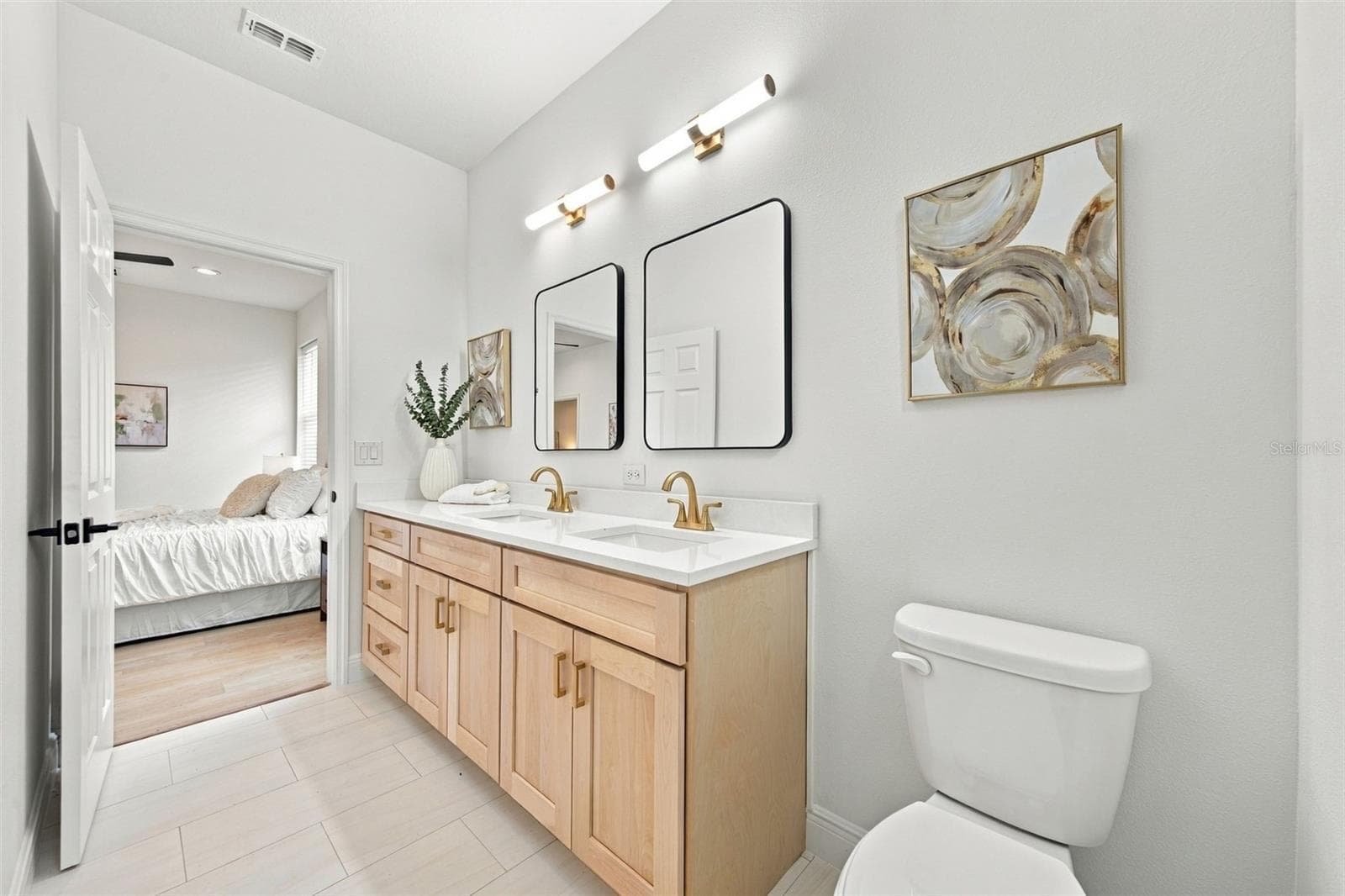 Single Family Residence at 3701 E IDA ST, TAMPA, photo 18 of 24