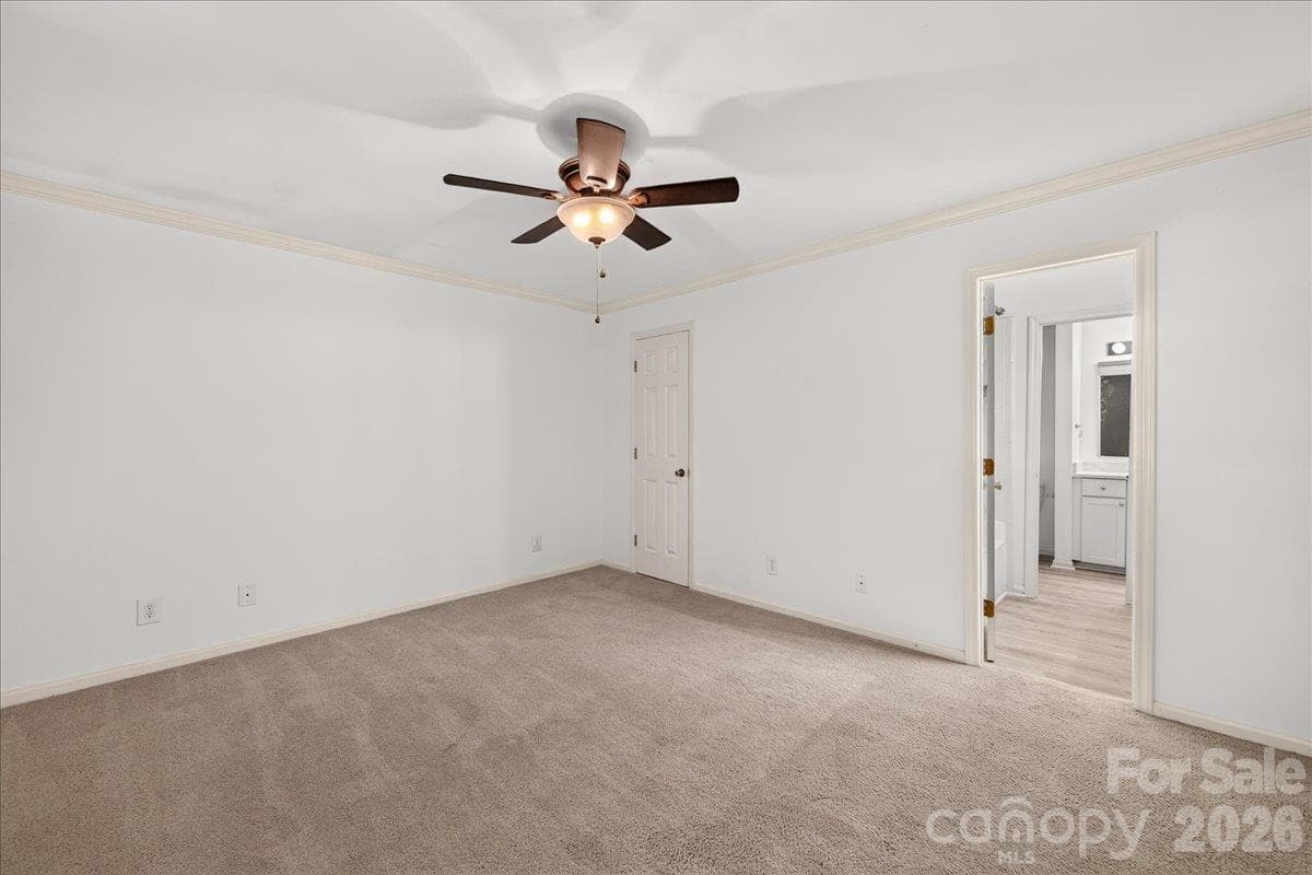 Condominium at 3200 Selwyn Farms Lane, Charlotte, photo 7 of 35