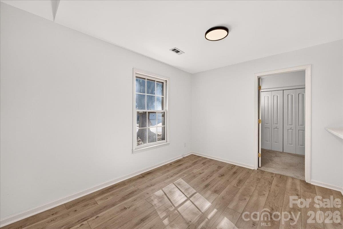 Condominium at 3200 Selwyn Farms Lane, Charlotte, photo 25 of 35