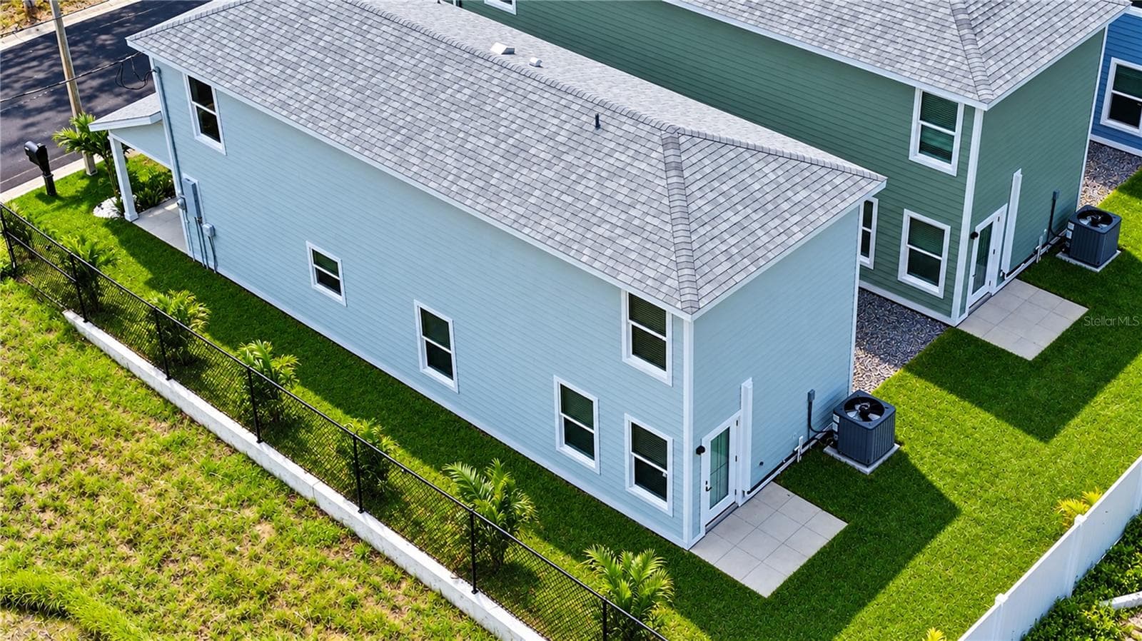 Single Family Residence at 214 8TH AVENUE DR W, BRADENTON, photo 33 of 37