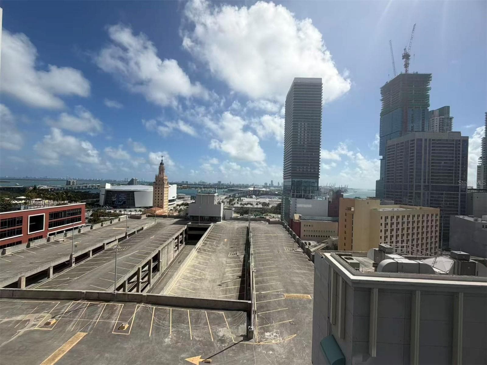 Condominium at 121 NE 5TH ST #1413, MIAMI, photo 2 of 24