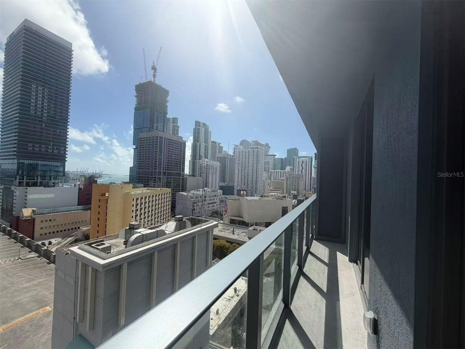 Condominium at 121 NE 5TH ST #1413, MIAMI, photo 4 of 24