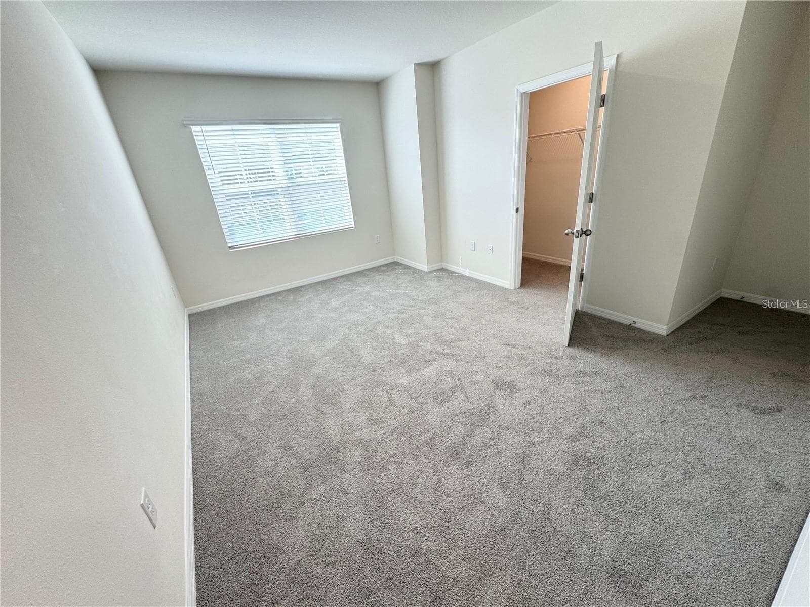 Townhouse at 2353 PENGUIN BLVD, DAVENPORT, photo 13 of 25