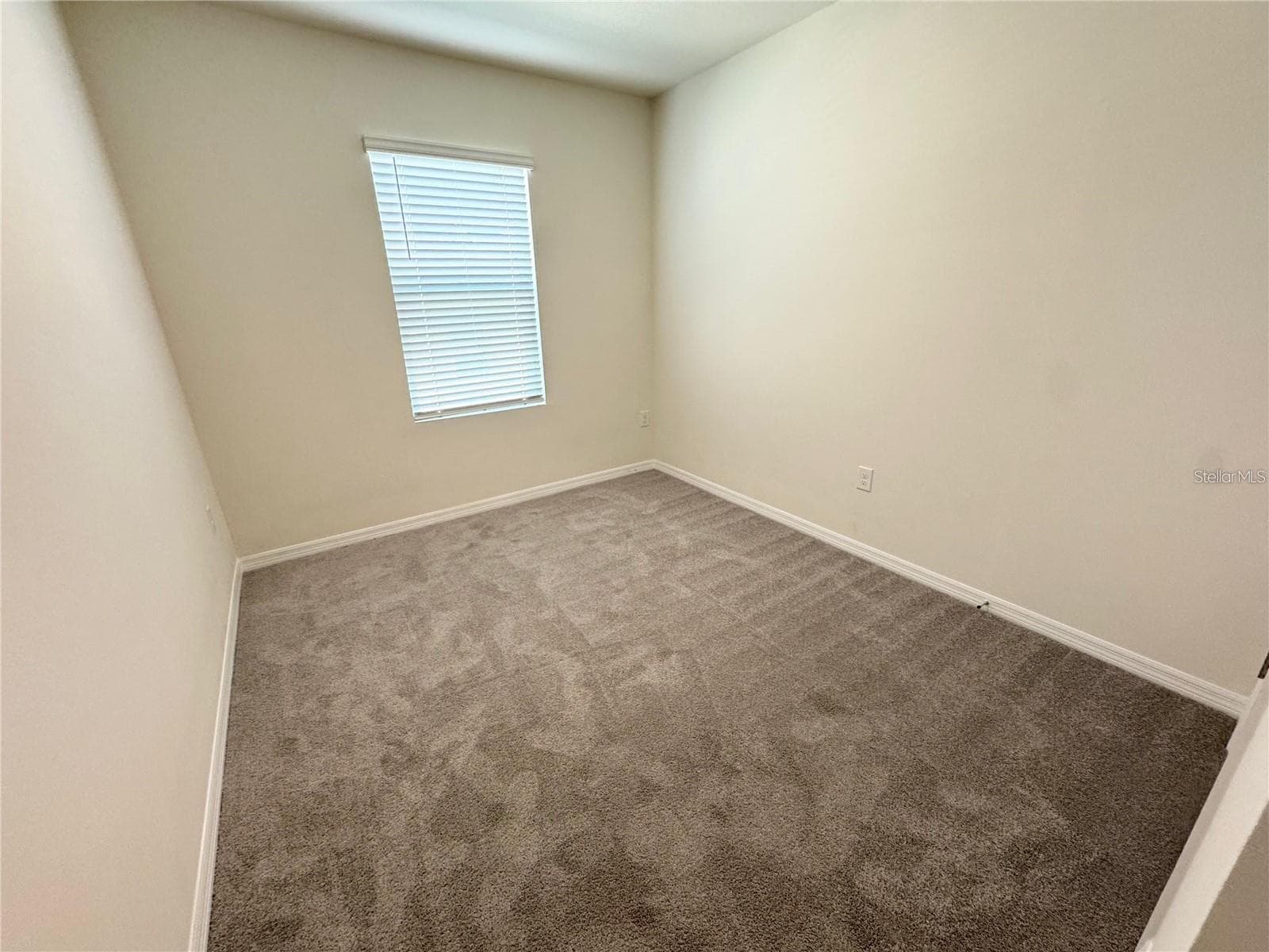Townhouse at 2353 PENGUIN BLVD, DAVENPORT, photo 17 of 25