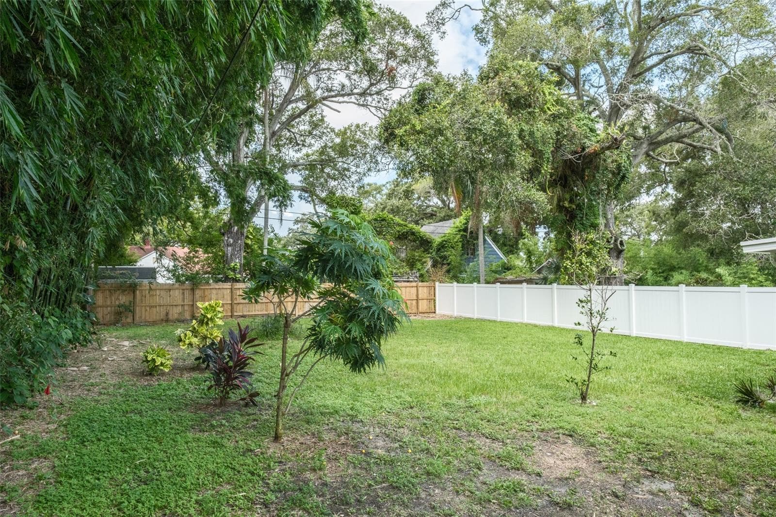 Single Family Residence at 502 N LINCOLN AVE, CLEARWATER, photo 45 of 47