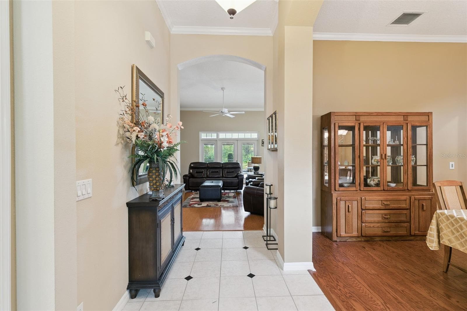 Single Family Residence at 341 WALTON HEATH DR, ORLANDO, photo 6 of 35