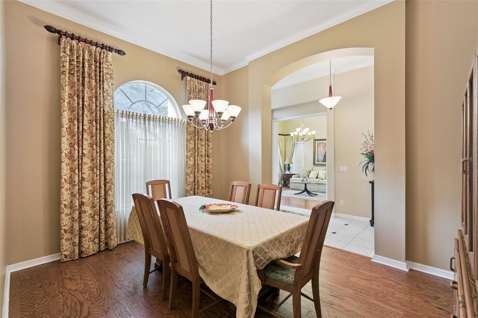 Single Family Residence at 341 WALTON HEATH DR, ORLANDO, photo 7 of 35