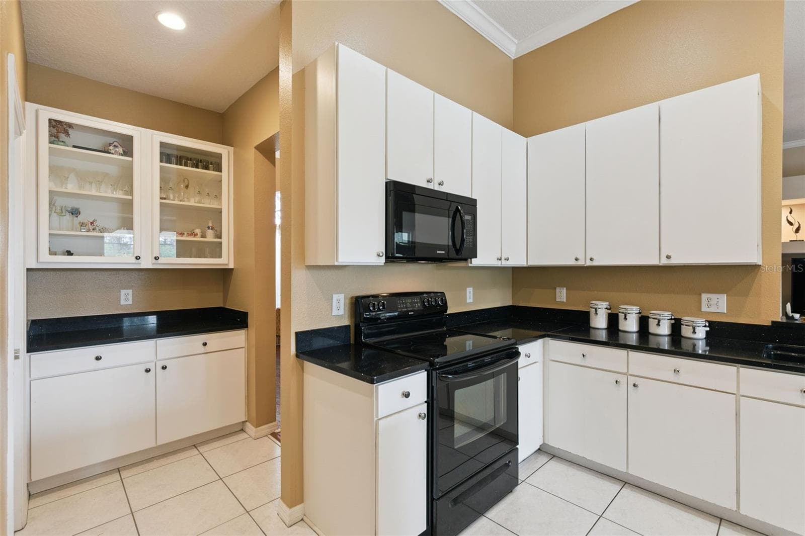 Single Family Residence at 341 WALTON HEATH DR, ORLANDO, photo 18 of 35