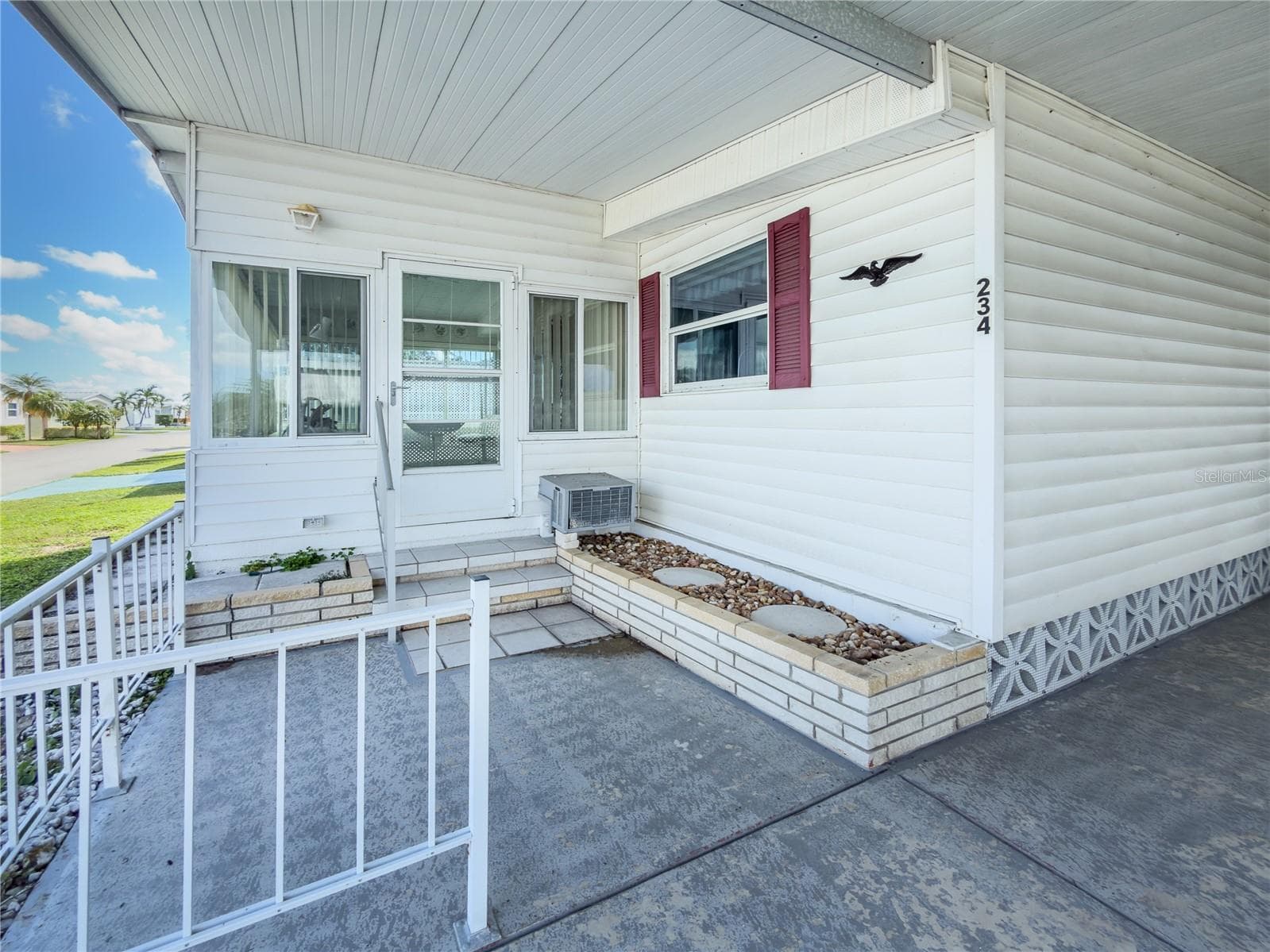 Front Patio Area - 808 53RD AVE E #234, BRADENTON