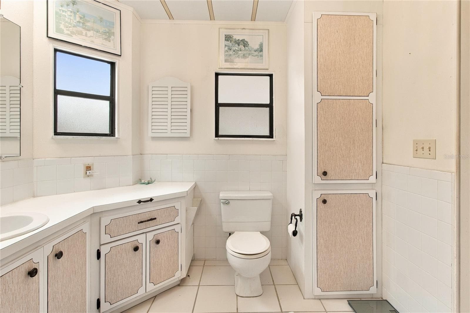 Bathroom - 808 53RD AVE E #301, BRADENTON
