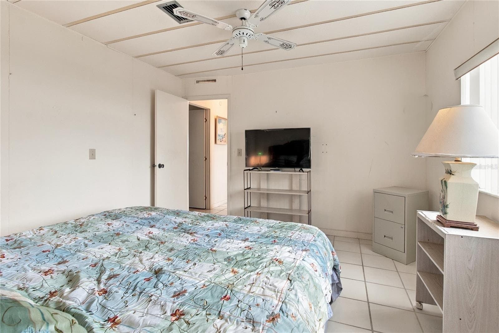 Guest Bedroom - 808 53RD AVE E #301, BRADENTON