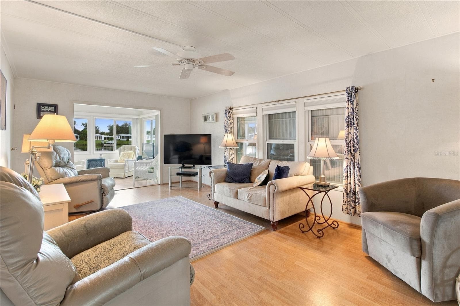 Living Room easy to care for Flooring. - 808 53RD AVE E #169, BRADENTON
