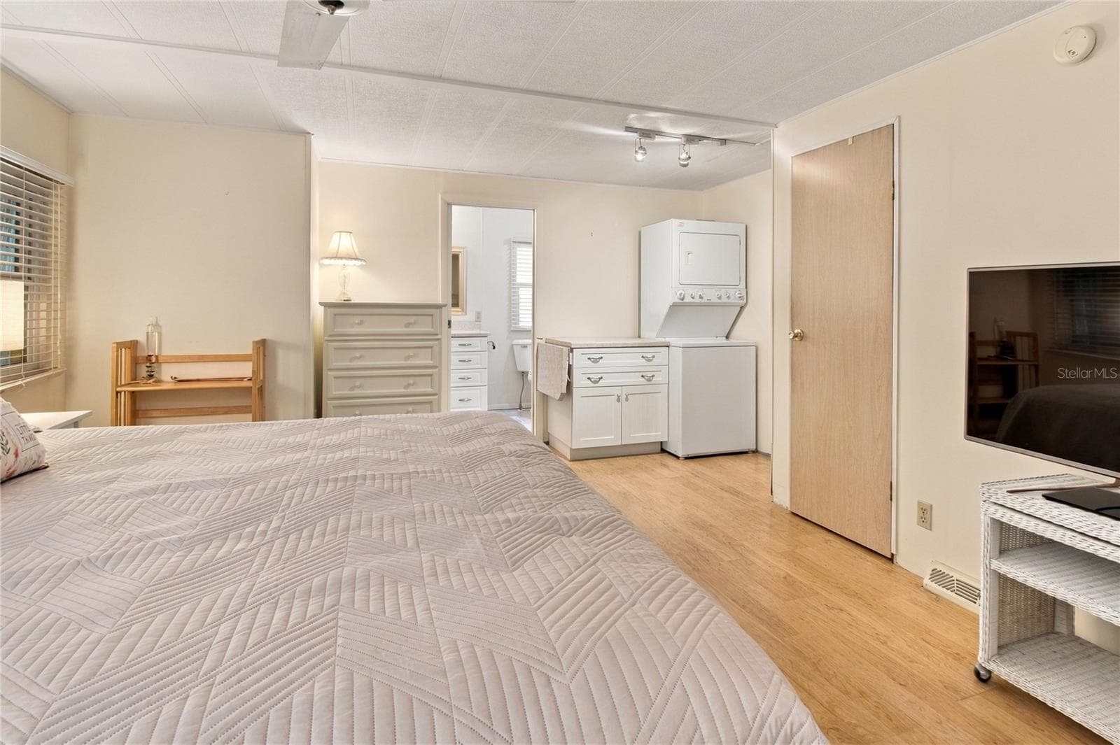 Primary Bedroom has washer/dryer. - 808 53RD AVE E #169, BRADENTON