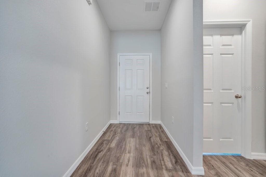 Single Family Residence at 3409 CURLEW AVE, LEESBURG, photo 23 of 35
