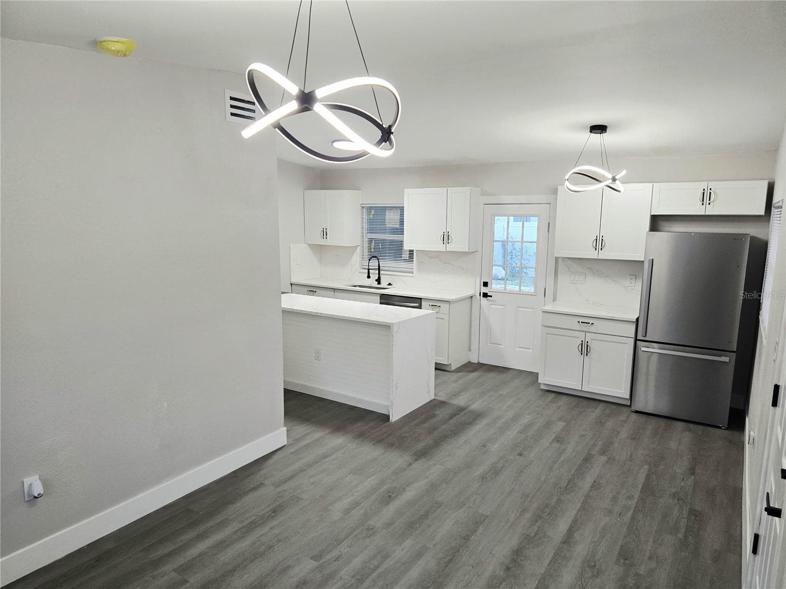 Single Family Residence at 1101 SABRINA DR, OCOEE, photo 4 of 18
