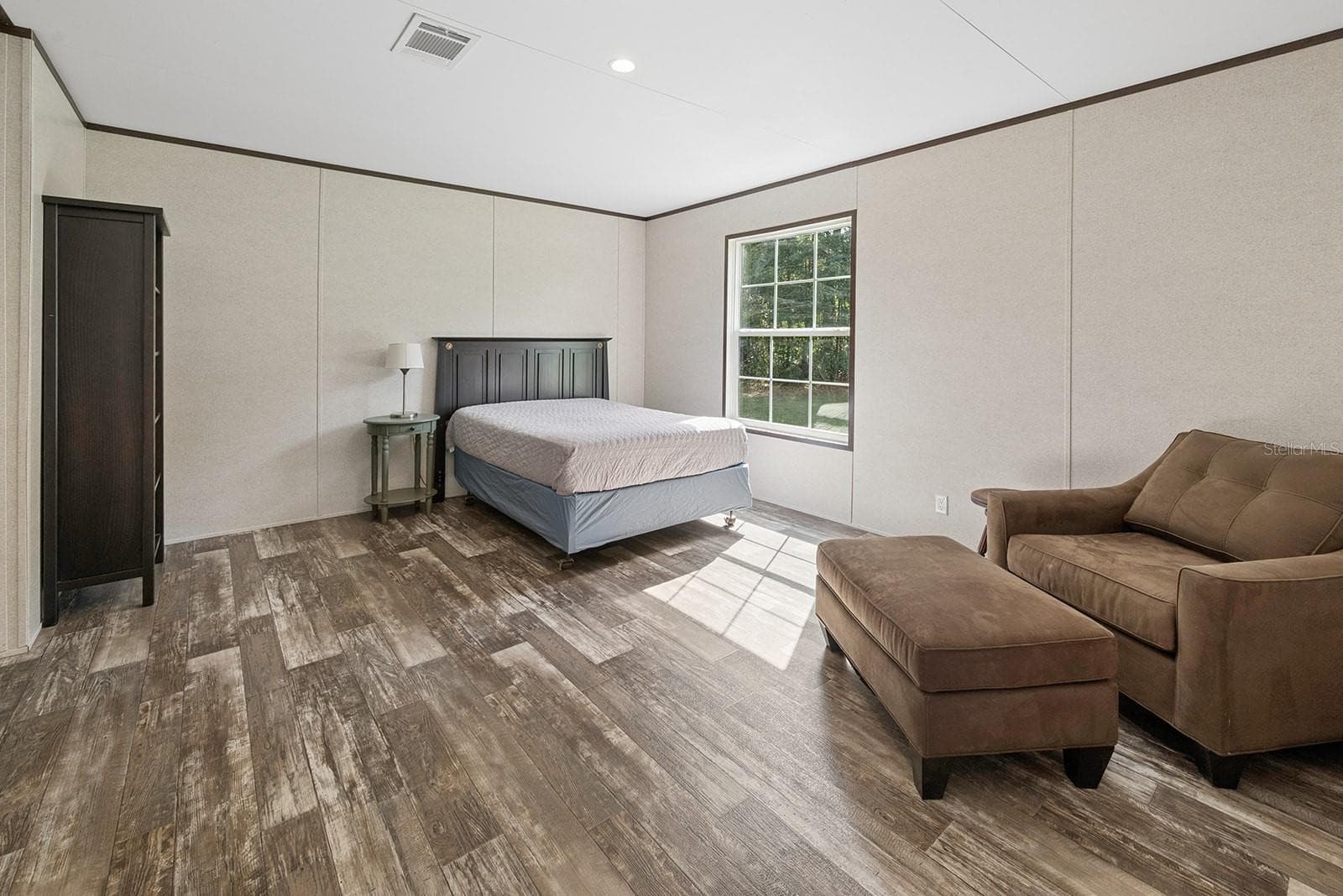 Manufactured Home at 2729 SW WATSON ST, FORT WHITE, photo 29 of 38