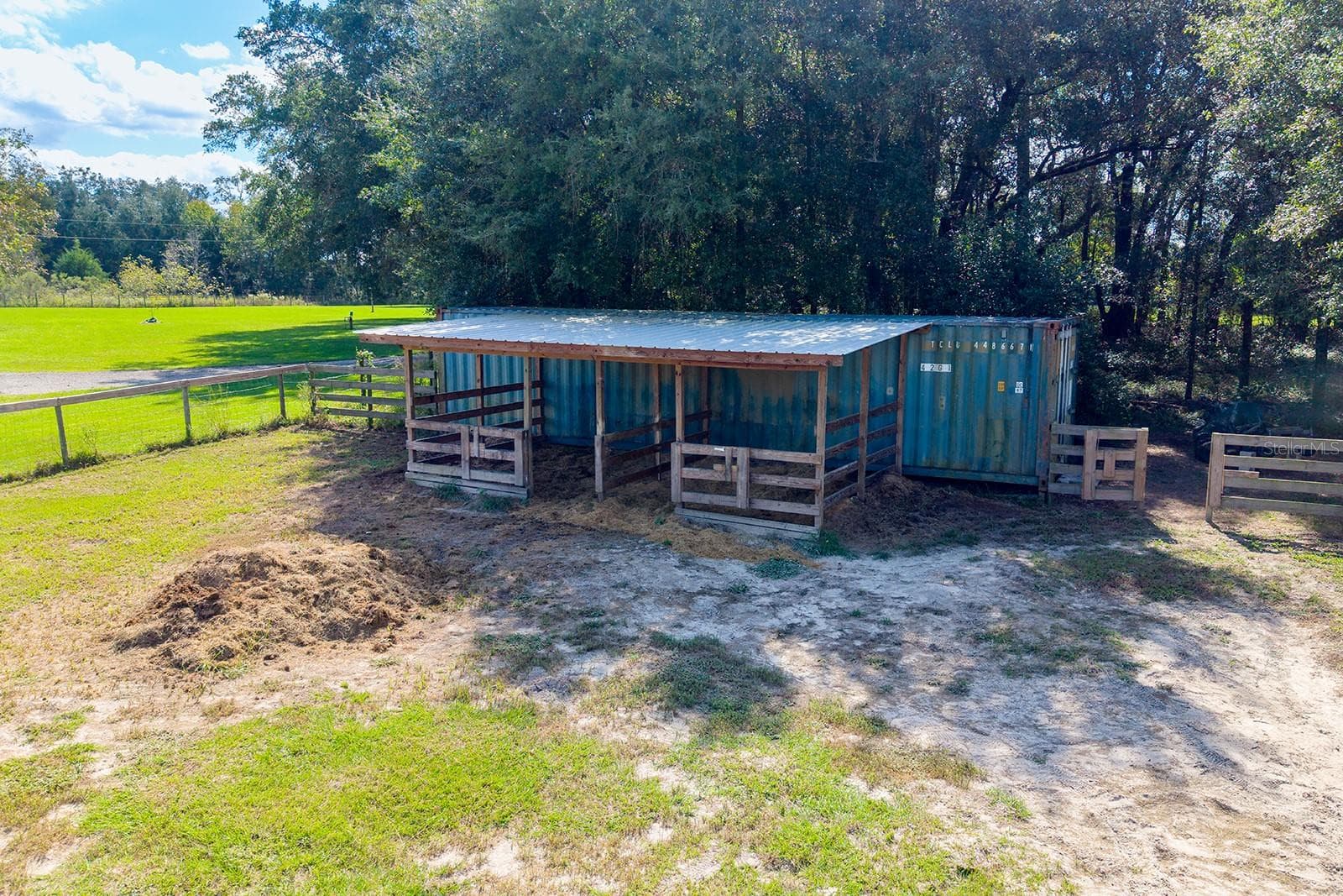 Manufactured Home at 2729 SW WATSON ST, FORT WHITE, photo 36 of 38