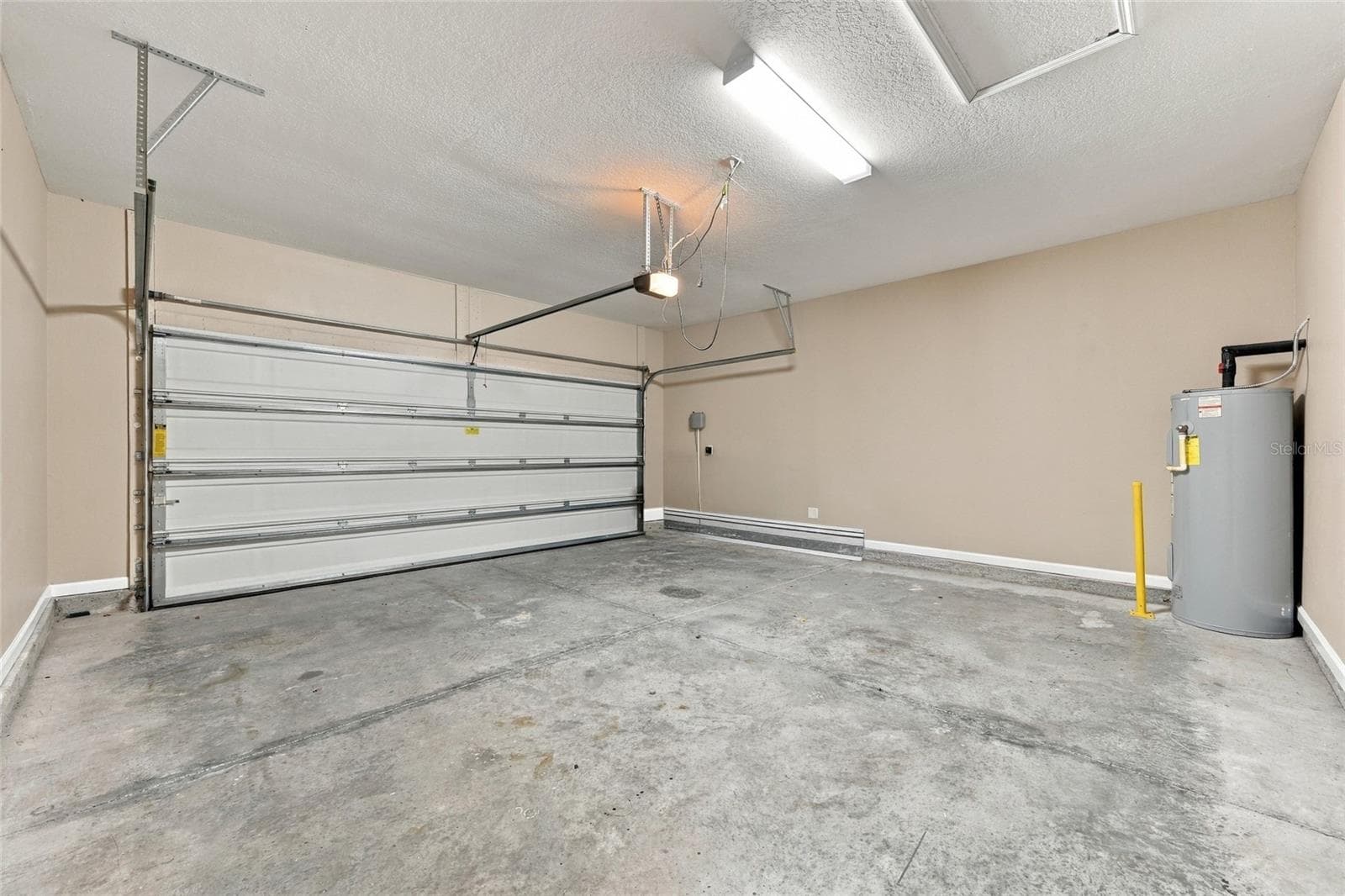Single Family Residence at 15799 RACHEL CREEK DR, JACKSONVILLE, photo 28 of 31