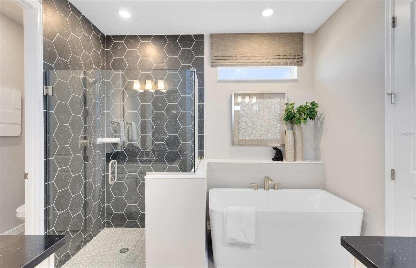 Model Home Design Only. Pictures and furnishings are for illustrative purposes only. Elevations, colors and options may vary. Furniture is for model home staging only. - 1446 RIDGE TREE DRIVE, ORMOND BEACH