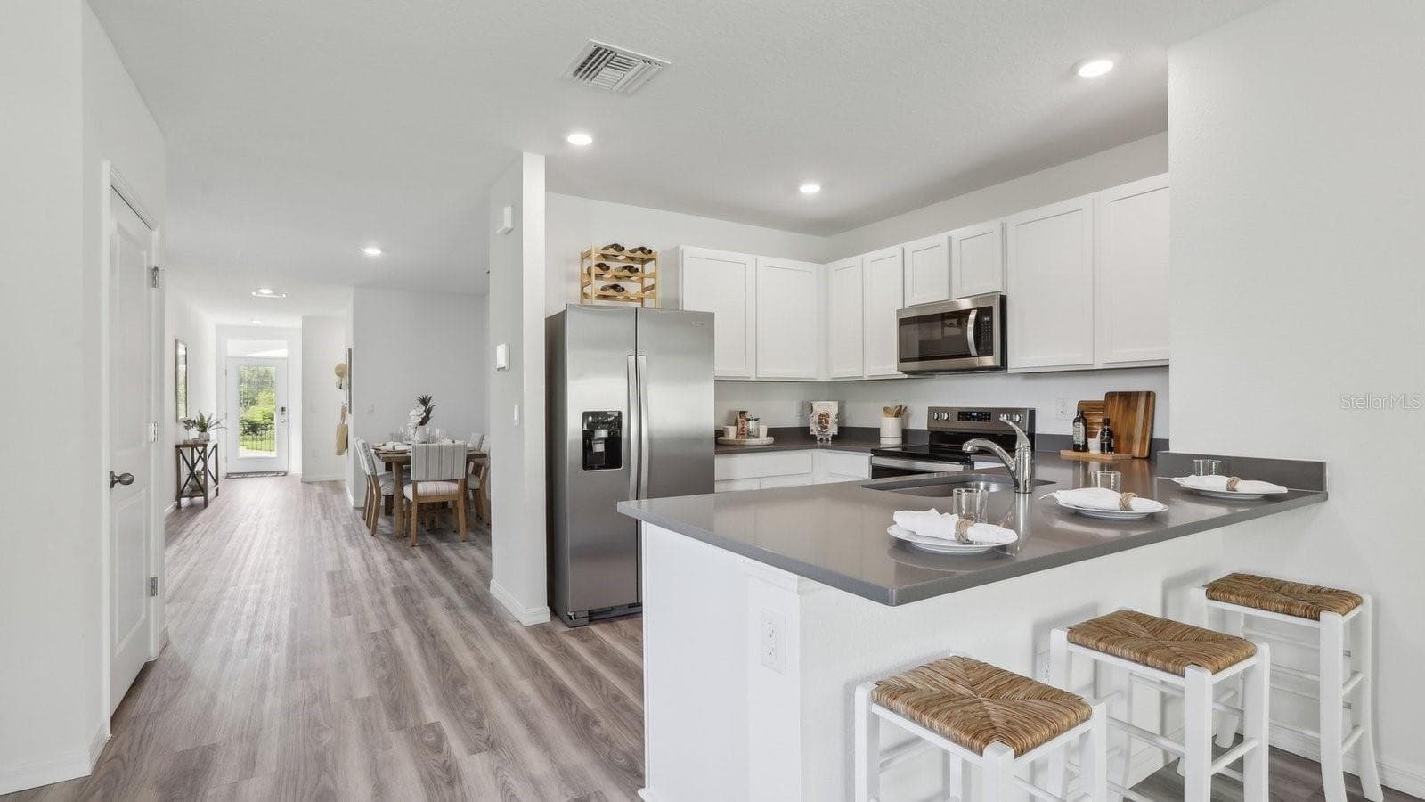 Single Family Residence at 32924 WINTERWOOD BLVD, WESLEY CHAPEL, photo 13 of 37