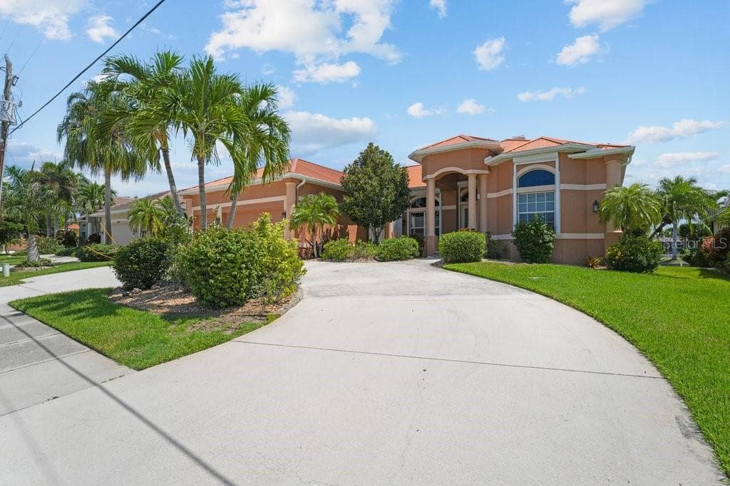 Single Family Residence at 3712 WHIPPOORWILL BLVD, PUNTA GORDA, photo 27 of 31
