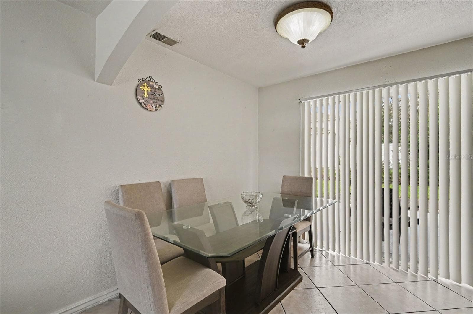 Single Family Residence at 4639 CALENDULA DR, ORLANDO, photo 8 of 26