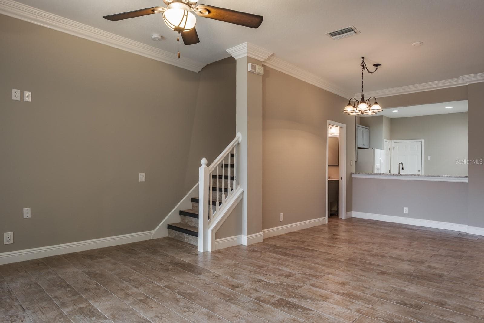 Townhouse at 3298 COVERED BRIDGE DR W, DUNEDIN, photo 12 of 50
