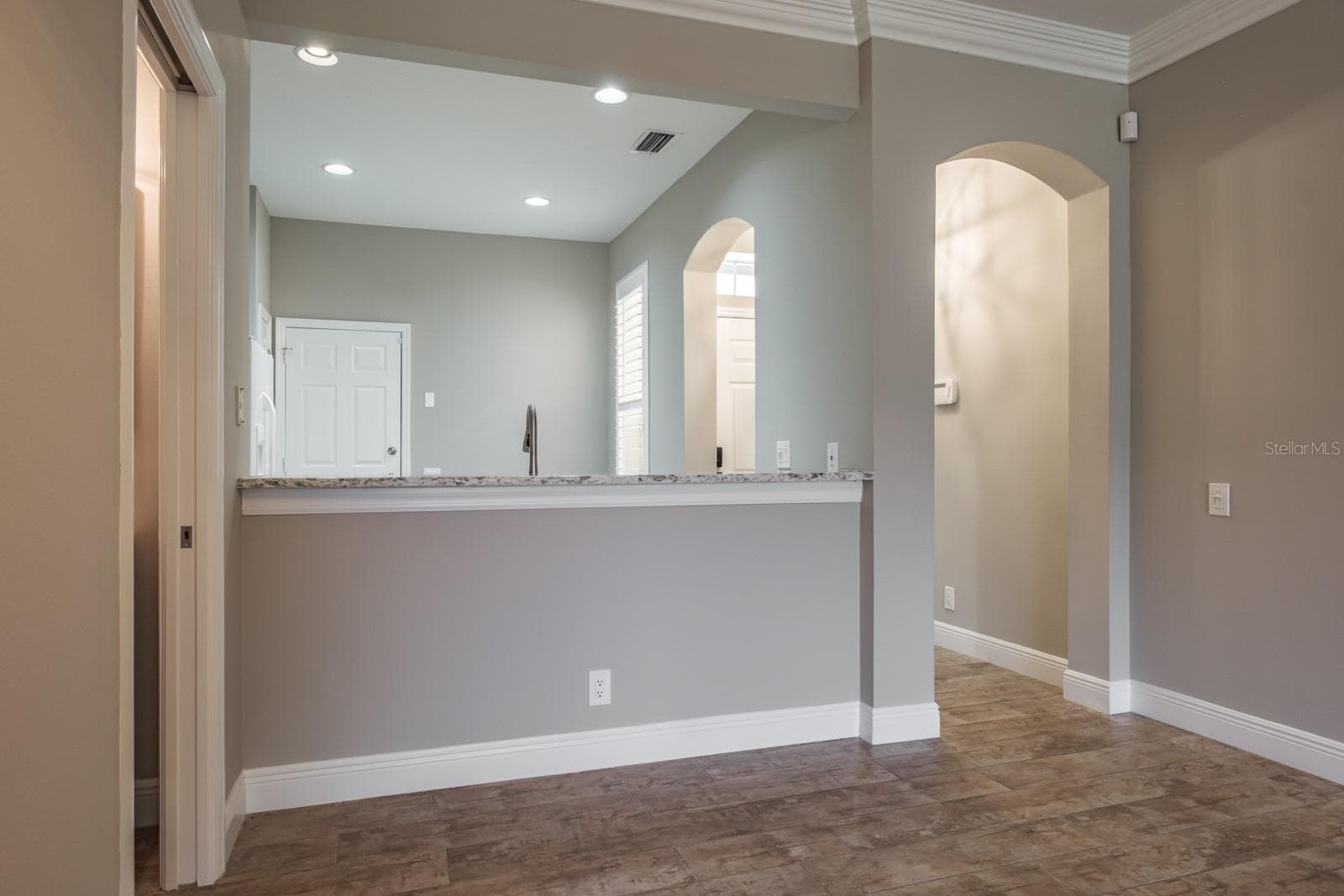 Townhouse at 3298 COVERED BRIDGE DR W, DUNEDIN, photo 14 of 50