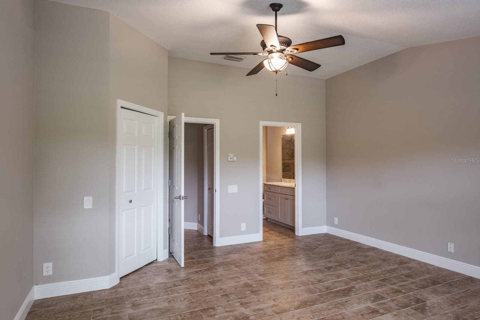 Townhouse at 3298 COVERED BRIDGE DR W, DUNEDIN, photo 31 of 50