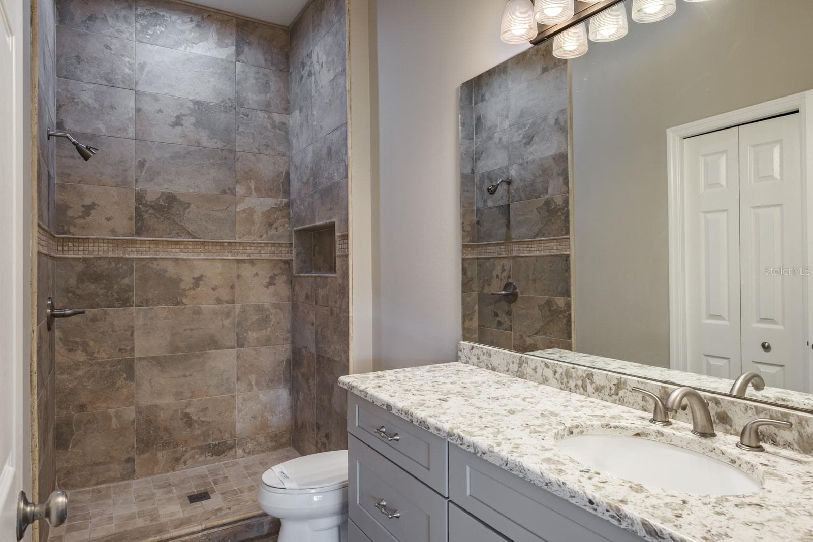Townhouse at 3298 COVERED BRIDGE DR W, DUNEDIN, photo 32 of 50