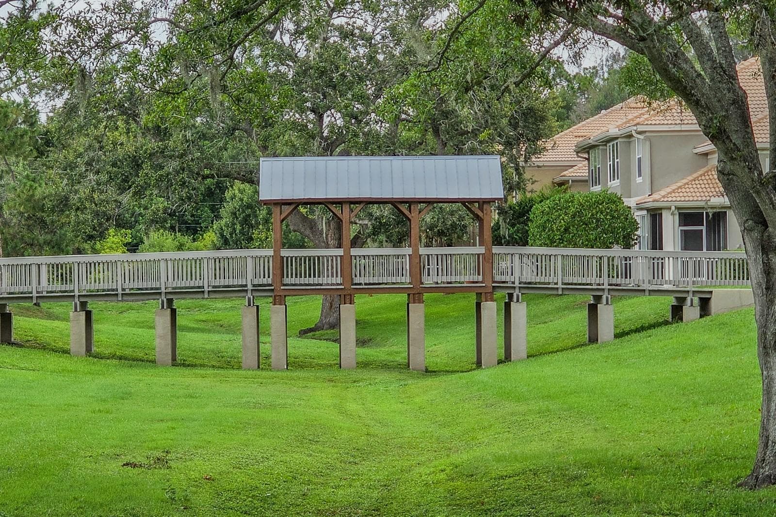 Townhouse at 3298 COVERED BRIDGE DR W, DUNEDIN, photo 49 of 50
