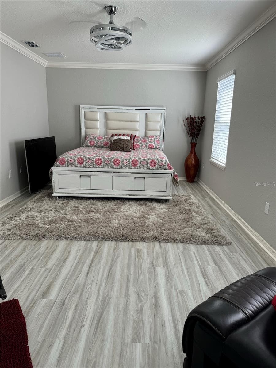 1st Floor Master Bedroom - 1016 CASCADE DR, DAVENPORT