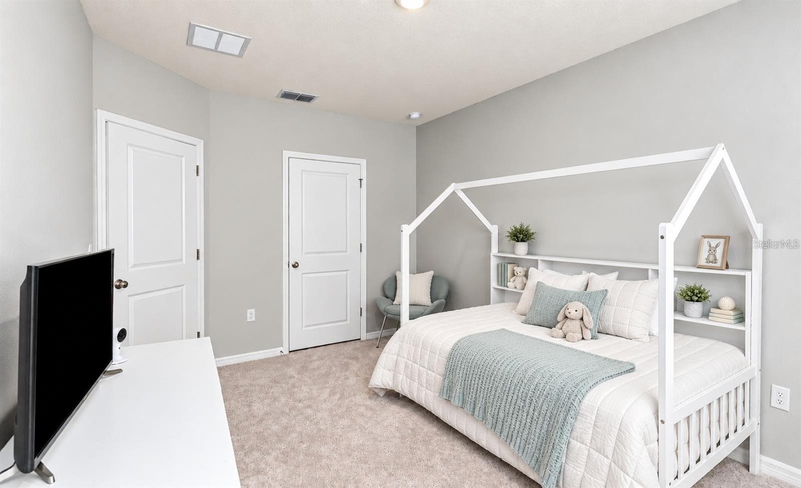 Single Family Residence at 13017 WILLOW GROVE DR, RIVERVIEW, photo 13 of 22