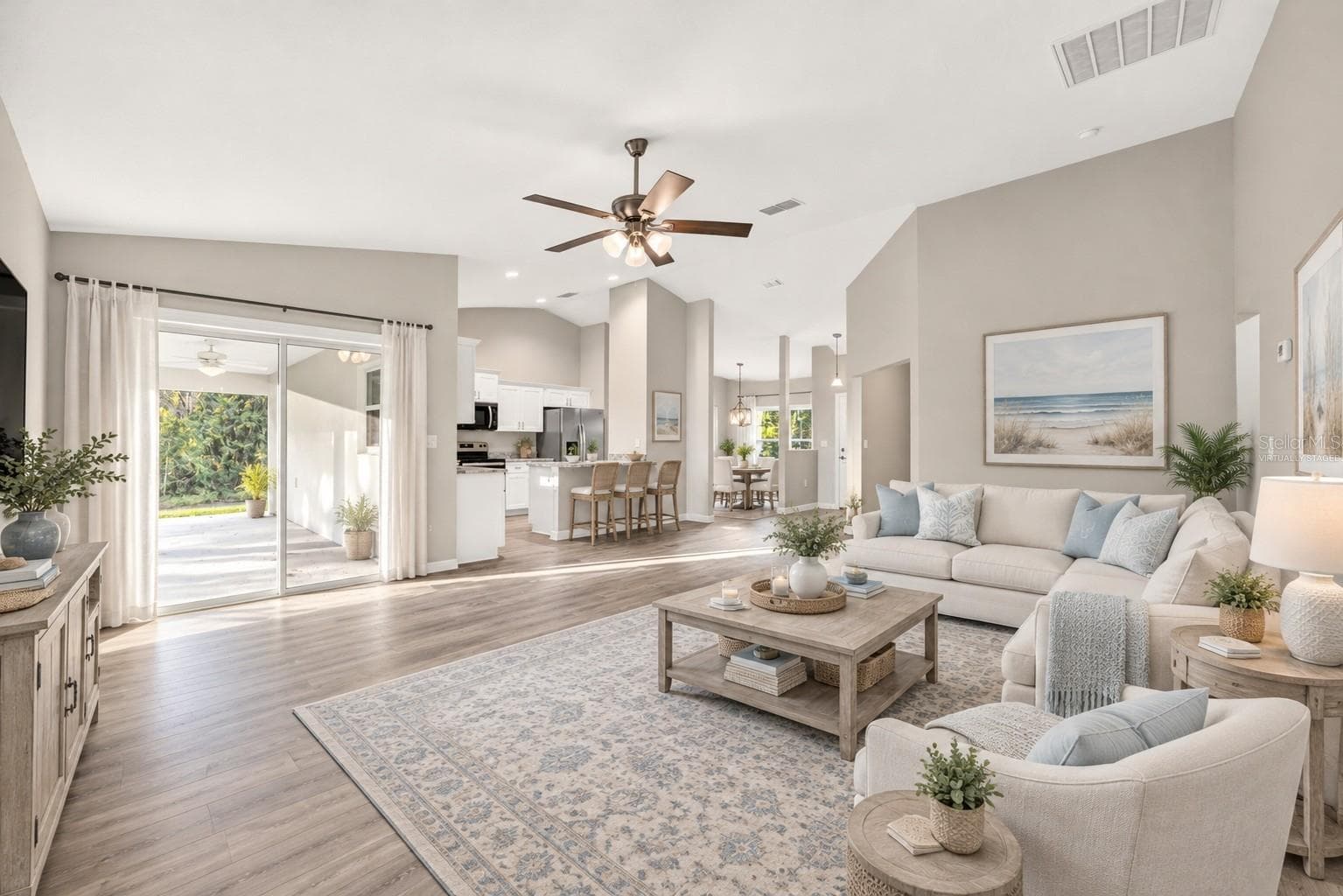 Virtually Staged - 6601 SW 206TH AVE, DUNNELLON