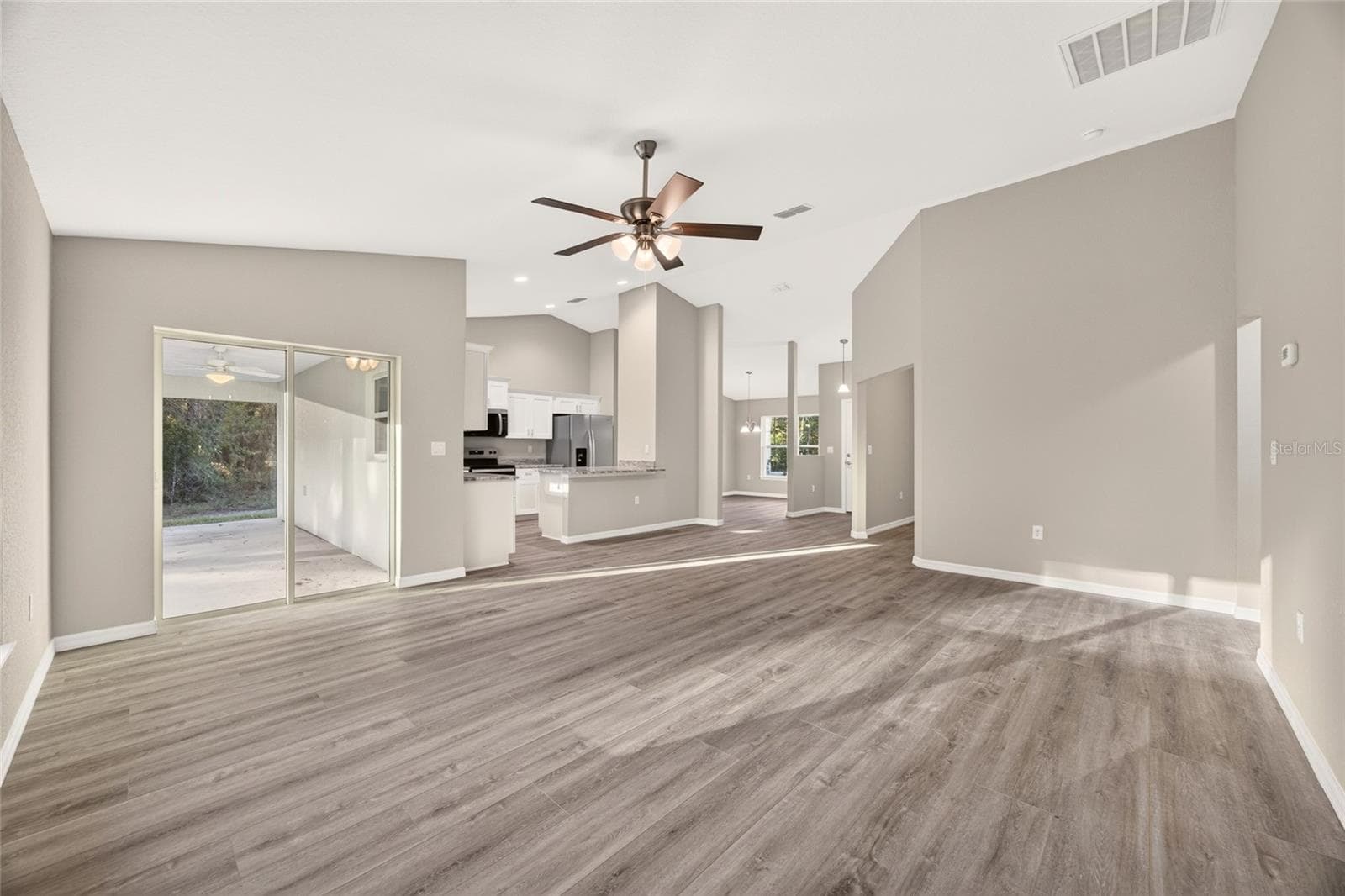 Single Family Residence at 6601 SW 206TH AVE, DUNNELLON, photo 5 of 52