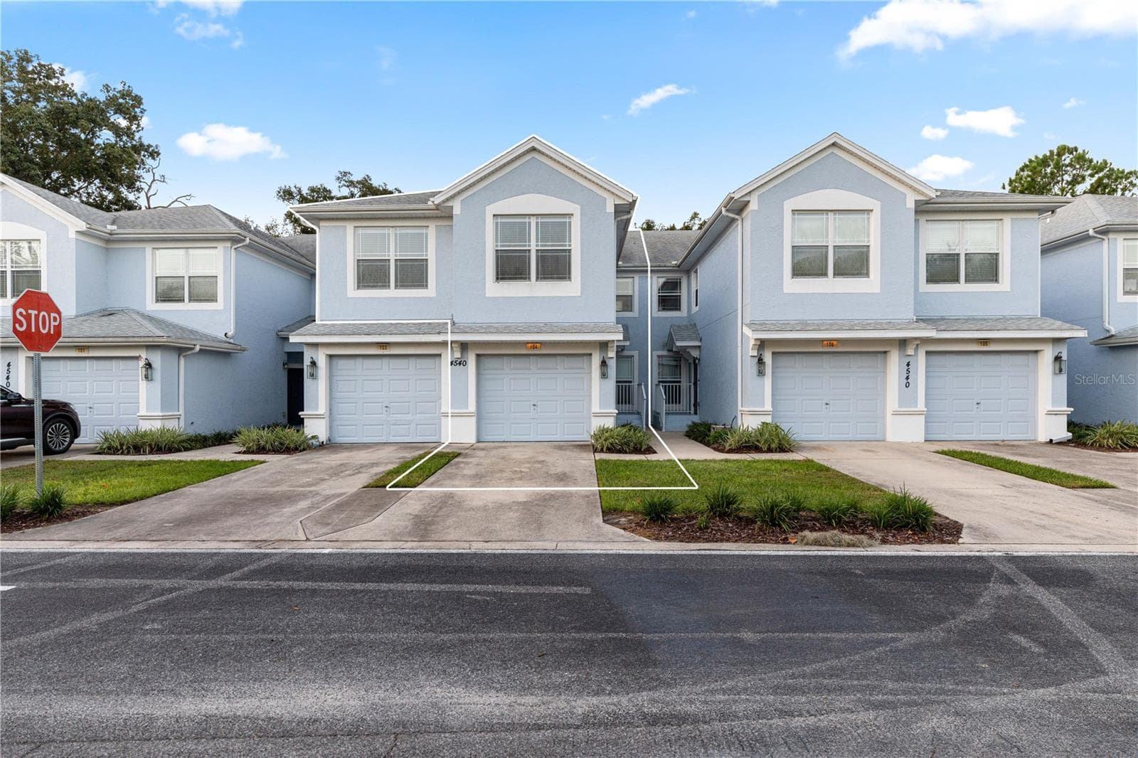 4540 SW 52ND CIR #104