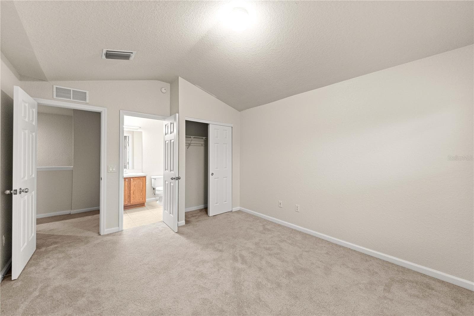 Guest Bedroom - 4540 SW 52ND CIR #104, OCALA