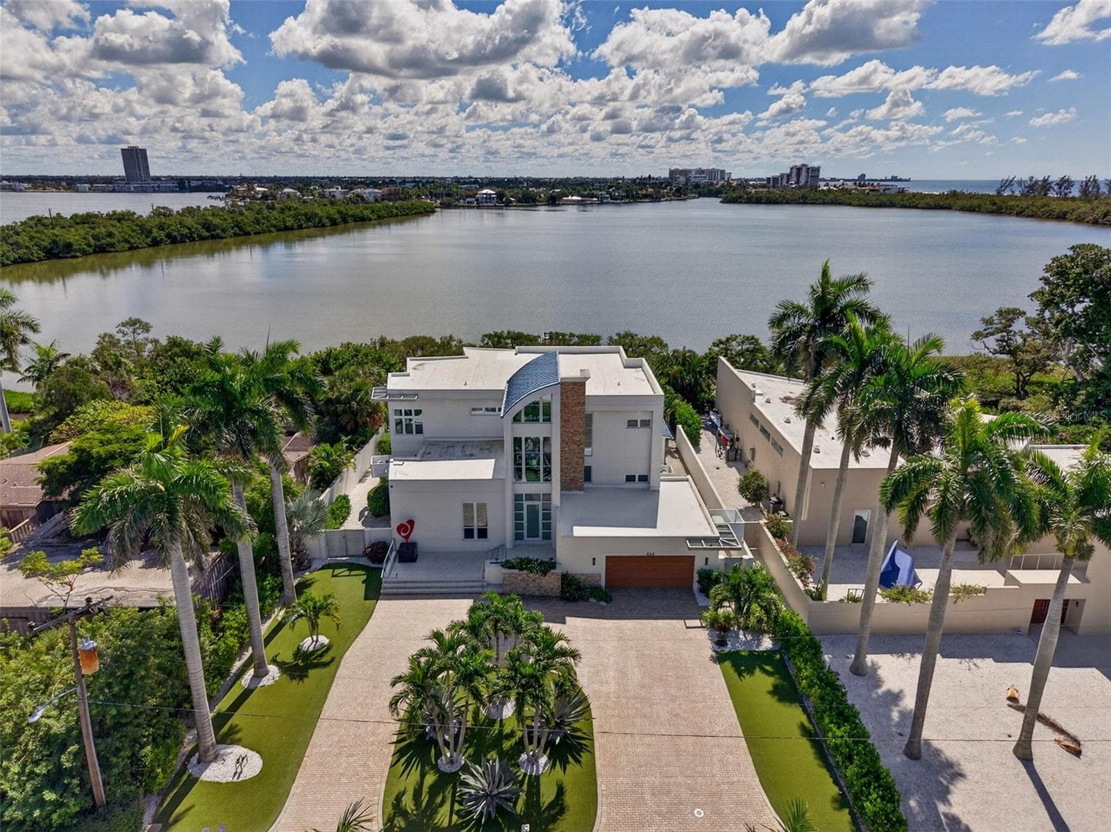 Single Family Residence at 222 MORNINGSIDE DR, SARASOTA, photo 3 of 61