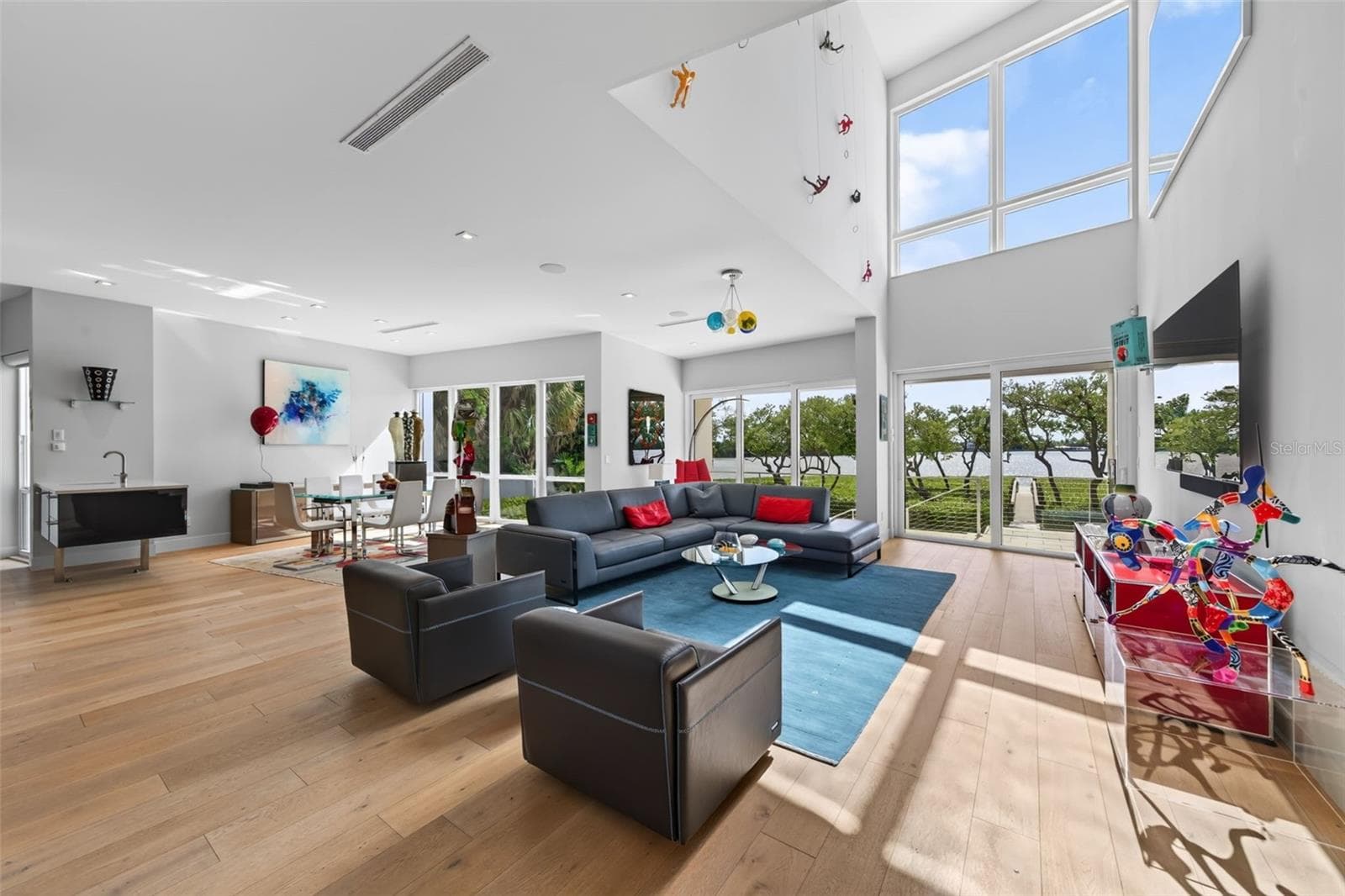 Single Family Residence at 222 MORNINGSIDE DR, SARASOTA, photo 8 of 61