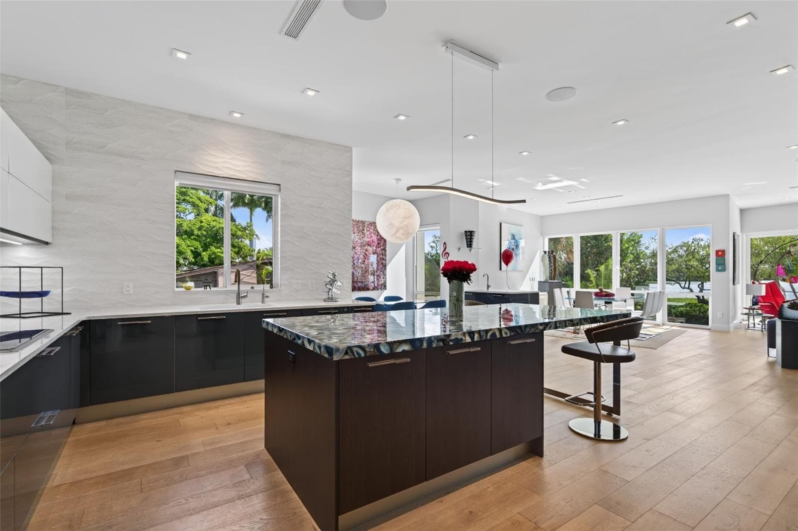 Single Family Residence at 222 MORNINGSIDE DR, SARASOTA, photo 13 of 61