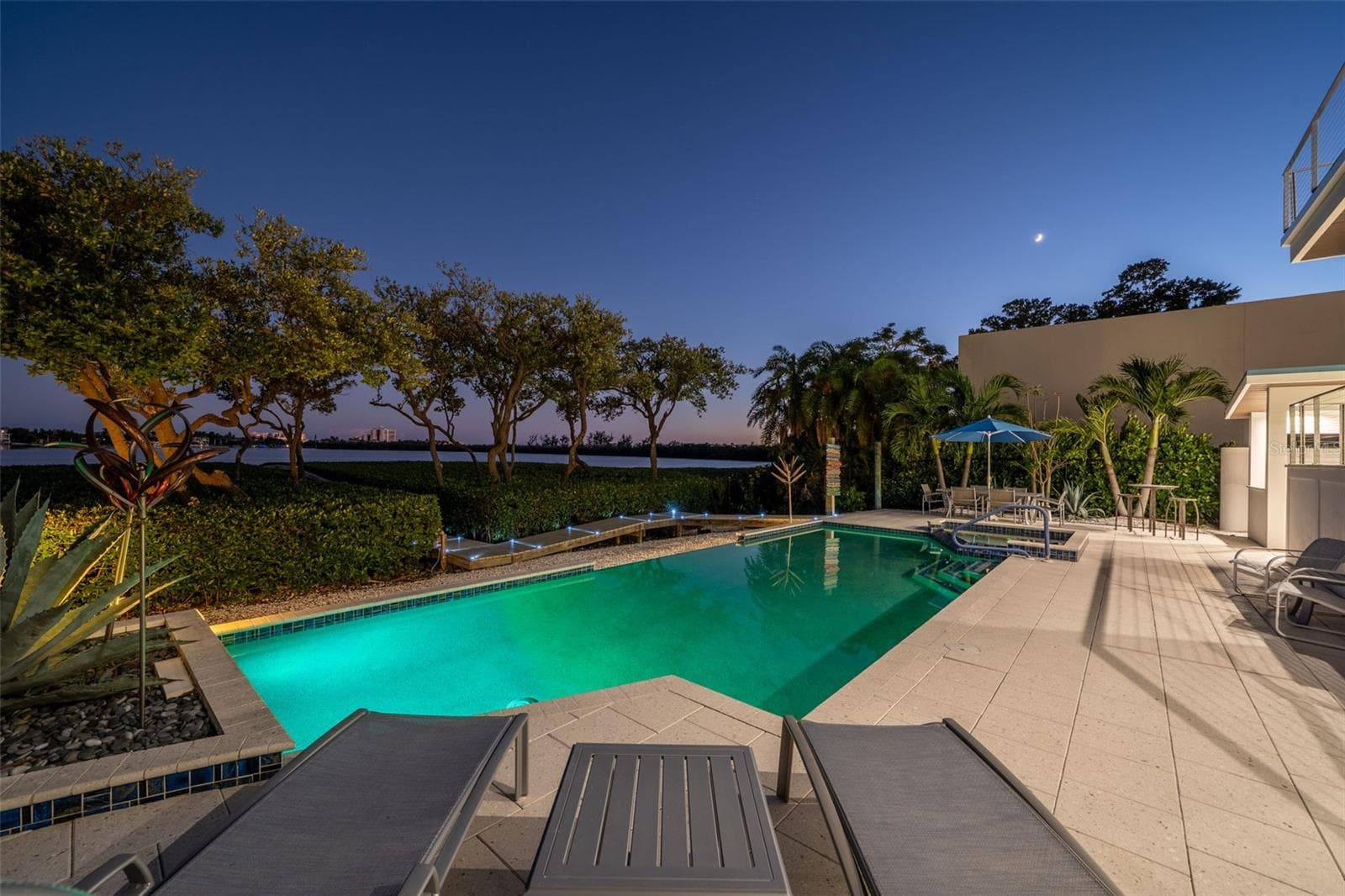 Single Family Residence at 222 MORNINGSIDE DR, SARASOTA, photo 22 of 61