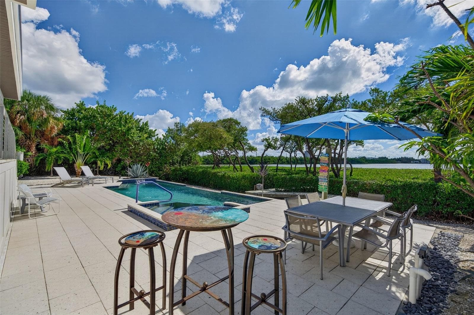 Single Family Residence at 222 MORNINGSIDE DR, SARASOTA, photo 40 of 61