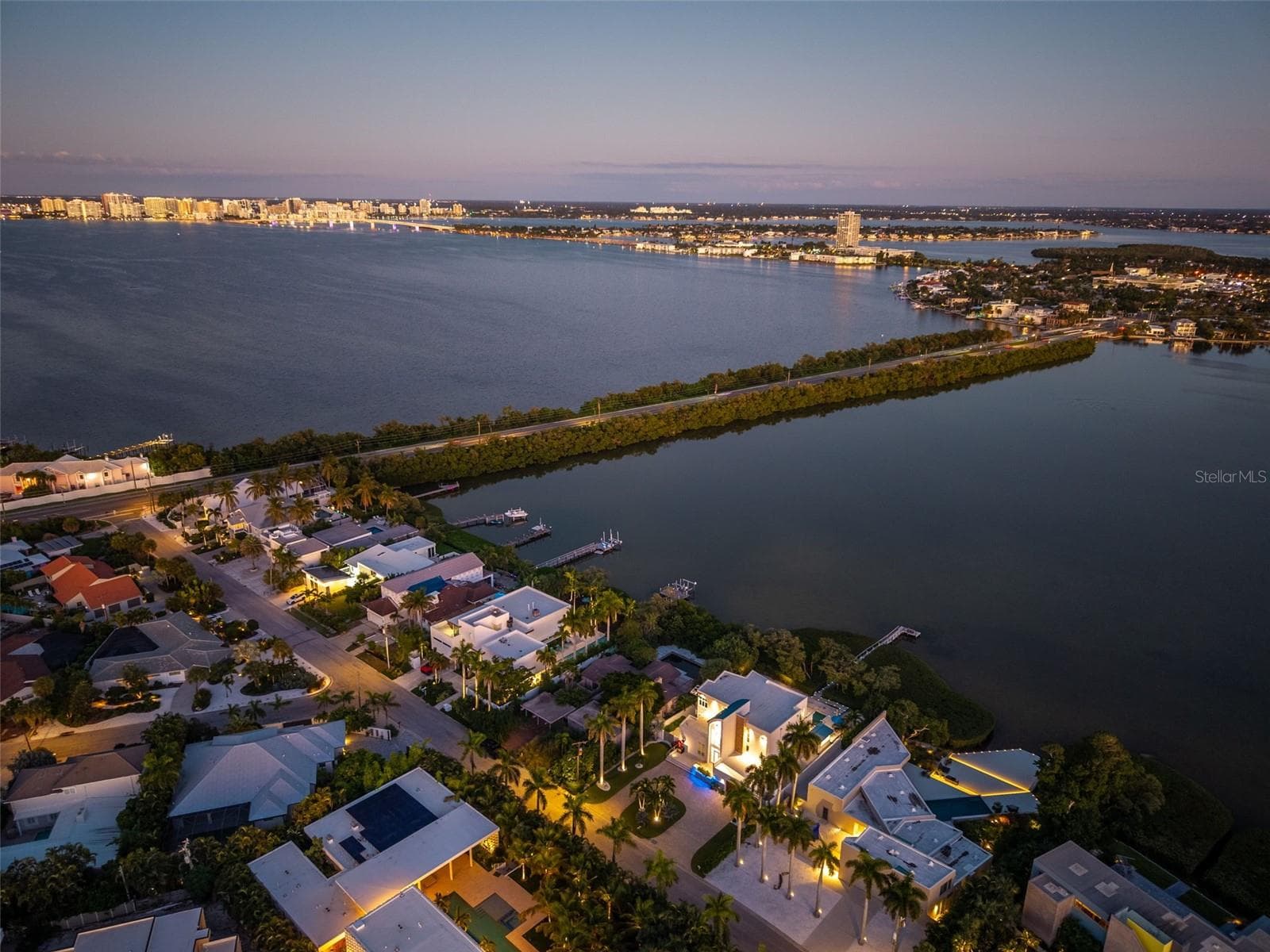 Single Family Residence at 222 MORNINGSIDE DR, SARASOTA, photo 50 of 61