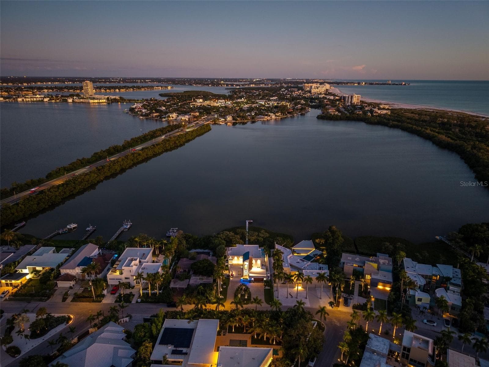 Single Family Residence at 222 MORNINGSIDE DR, SARASOTA, photo 51 of 61