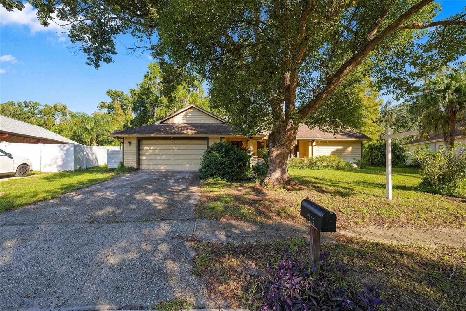 Single Family Residence at 7509 CANVASBACK DR, NEW PORT RICHEY, photo 2 of 37