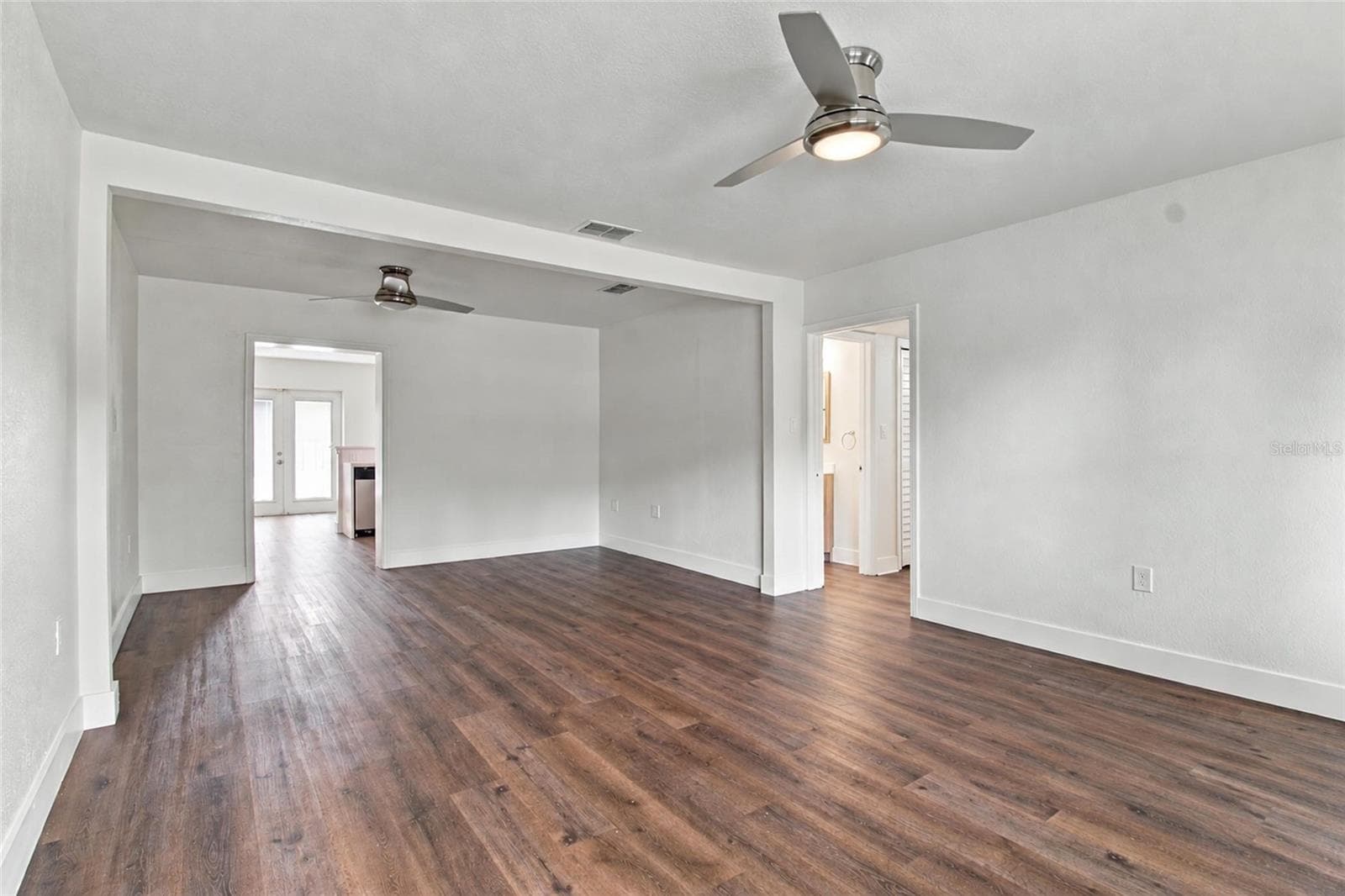 Single Family Residence at 4608 HARVEY AVE, TAMPA, photo 8 of 26