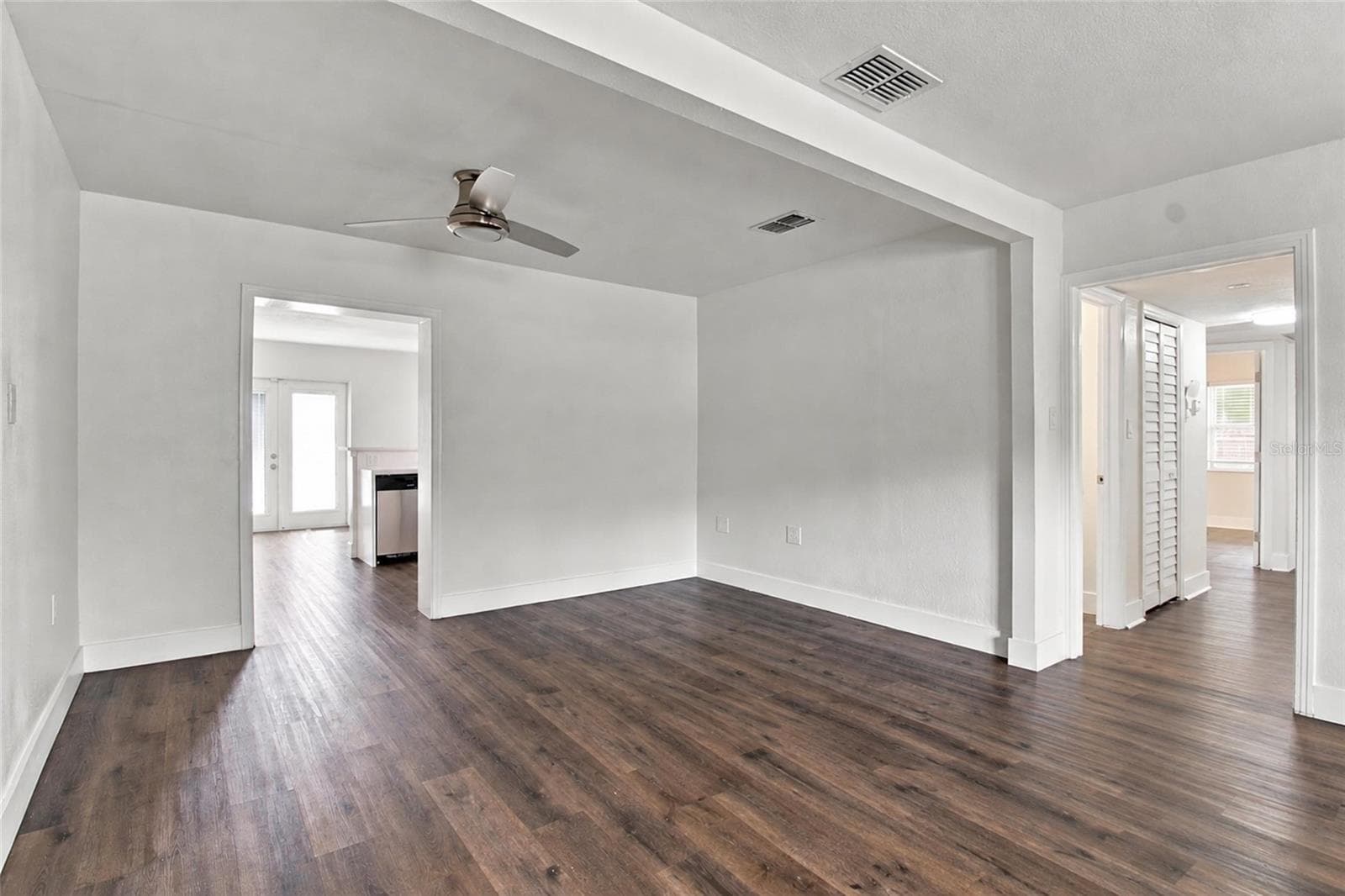 Single Family Residence at 4608 HARVEY AVE, TAMPA, photo 9 of 26