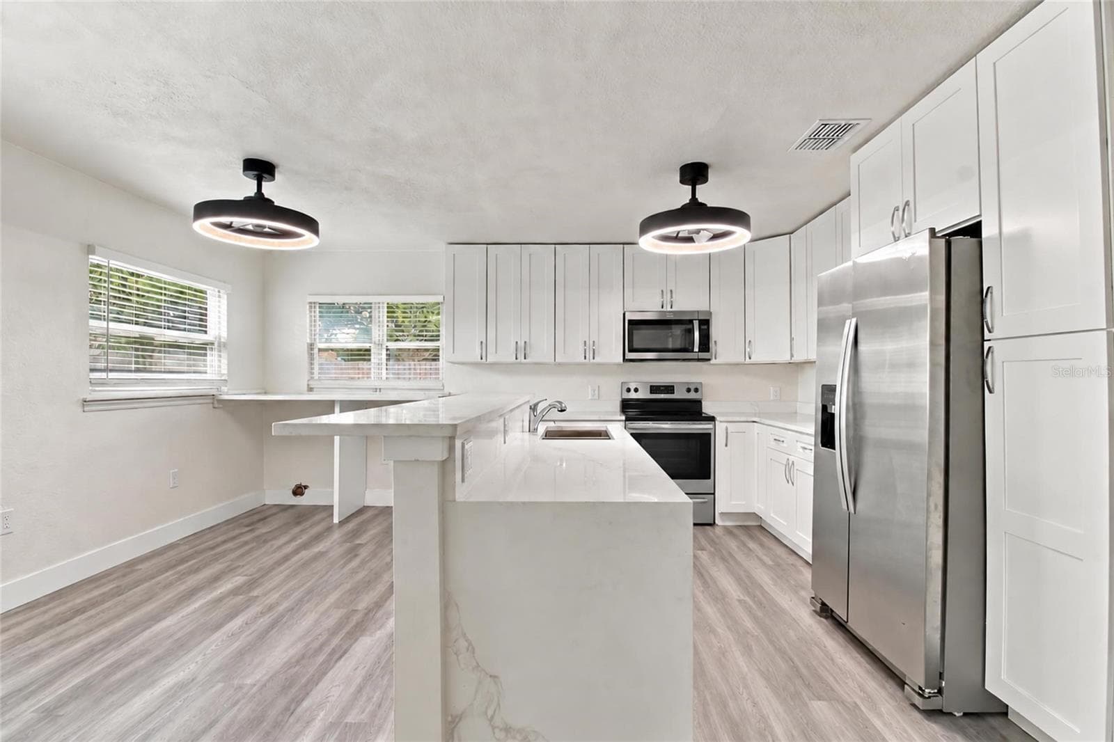 Single Family Residence at 4608 HARVEY AVE, TAMPA, photo 12 of 26