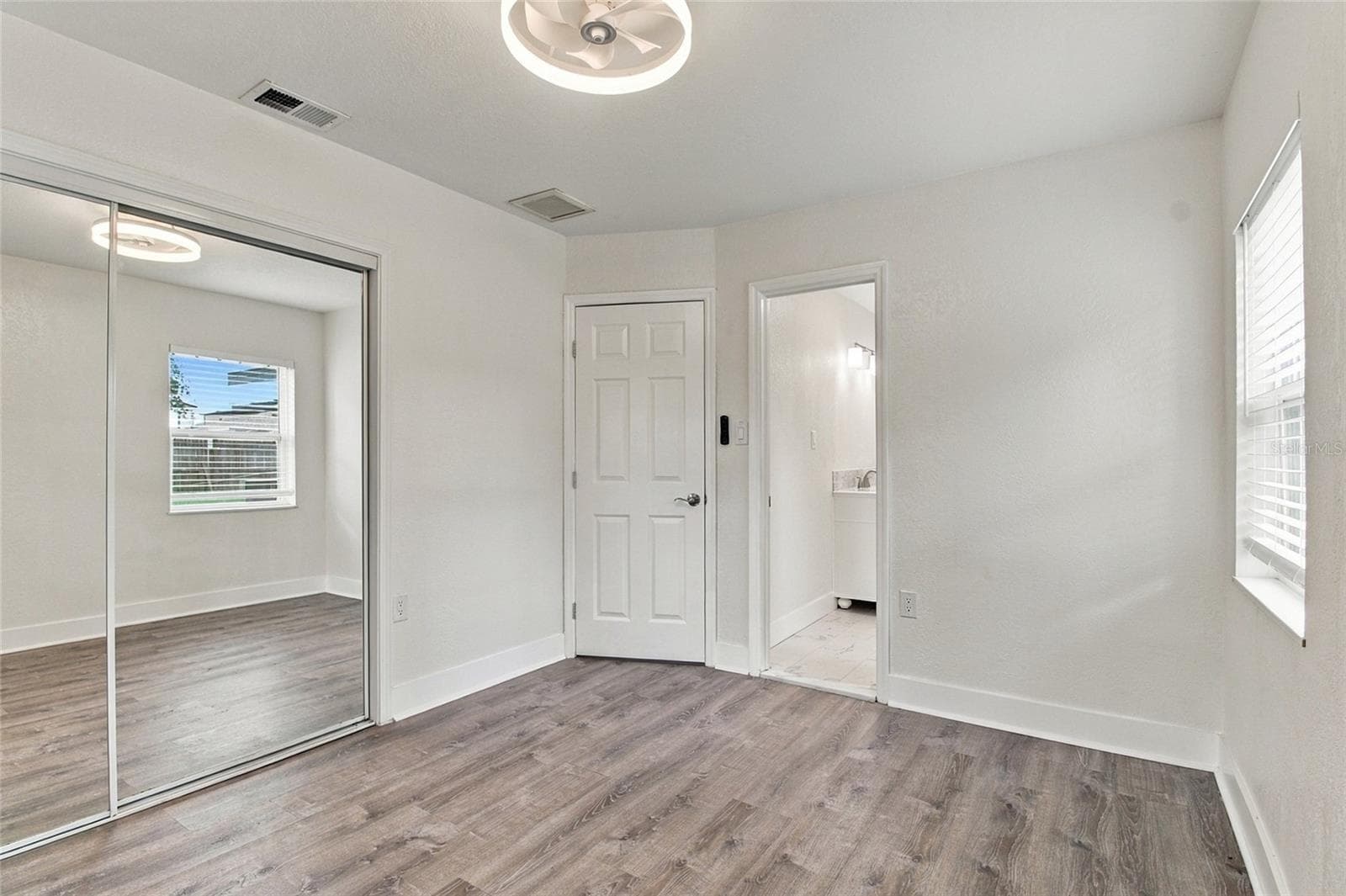 Single Family Residence at 4608 HARVEY AVE, TAMPA, photo 15 of 26